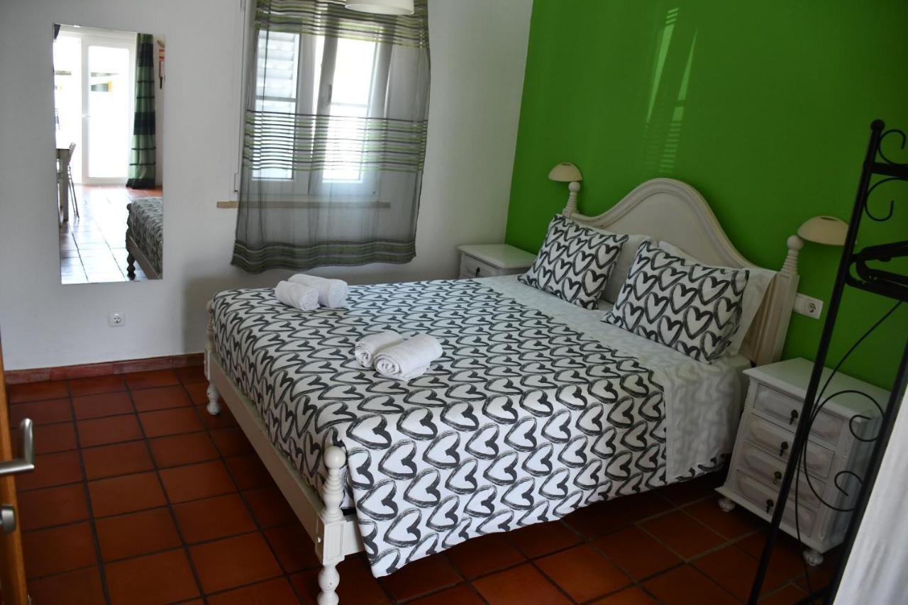 Alojamentos Vitinho - Vila Nova Milfontes Vila Nova de Milfontes Eksteriør billede